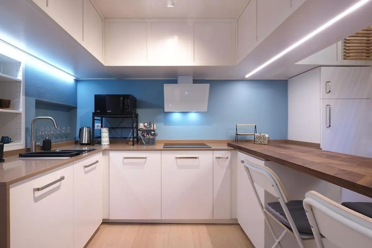 Modern Loft Just A Few Steps From Corso Como ميلان شقة