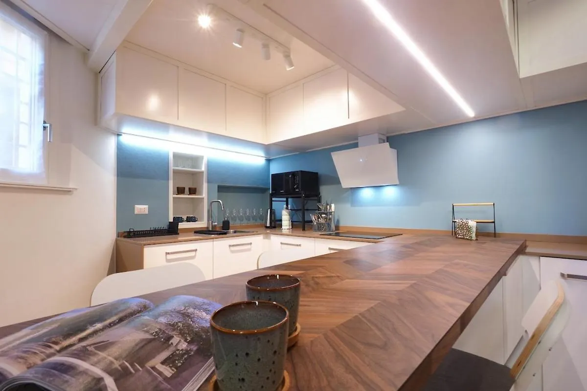 Modern Loft Just A Few Steps From Corso Como Milano